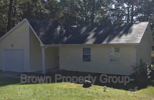 3324 Red Fox Rd Gallery 2