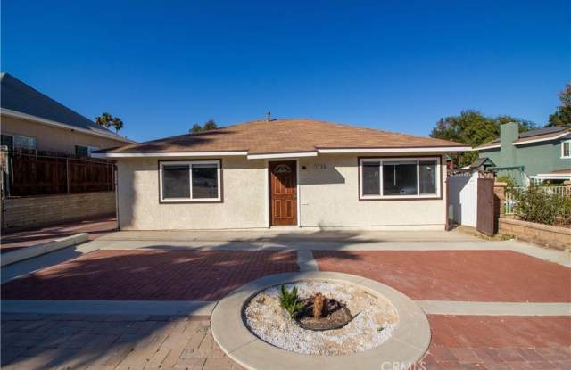 1133 Circle City photos photos