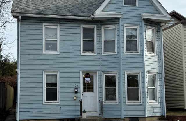 109 N. Earl Street, Shippensburg, PA 17257 photos photos