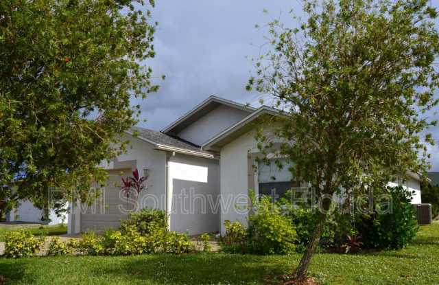 466 Winwood Court photos photos