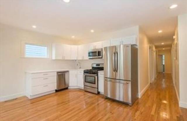 60-62 Gilbert St. photos photos