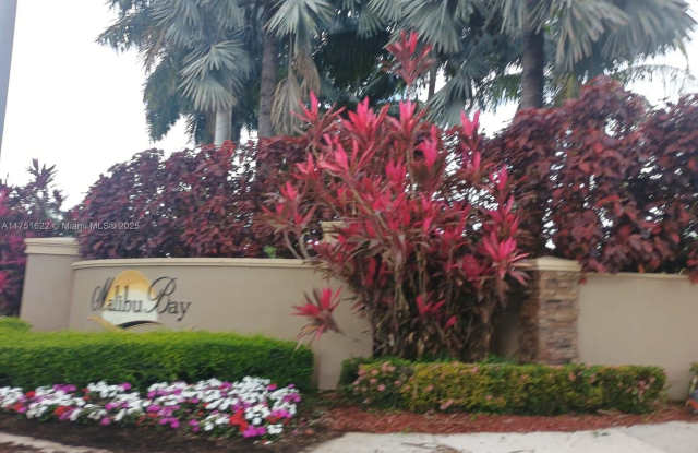 1490 NE 33rd Ave - 1490 Northeast 33rd Avenue, Homestead, FL 33033