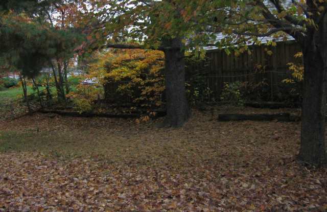 1309 PROVIDENCE COURT Gallery 3