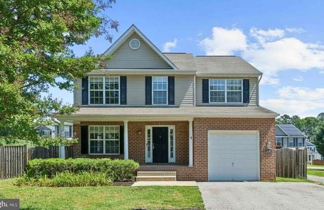 132-B PINEVIEW Avenue photos photos