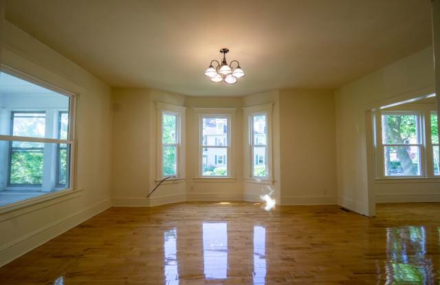 614 Ackerman Avenue - Available 6/1/27 - Large Single Family Home Gallery 4