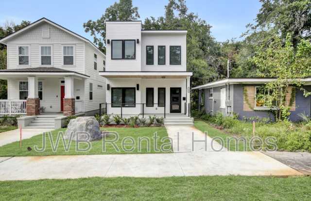 218 2nd St E photos photos