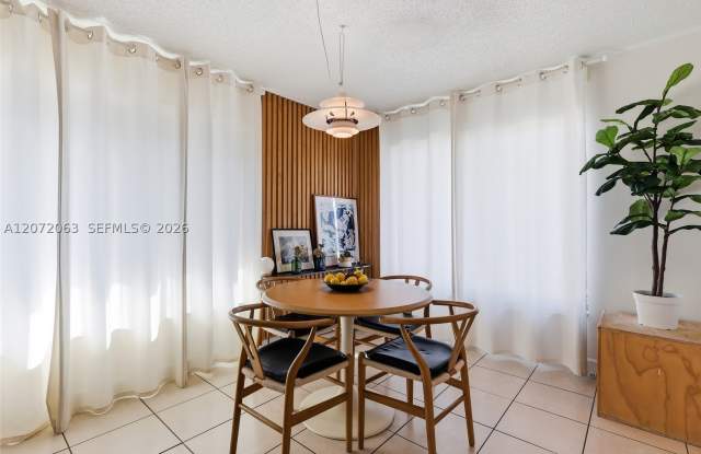 13933 SW 46th Ter Gallery 4