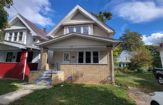 3110 Cambridge Ave - 3110 Cambridge Street, Toledo, OH 43610