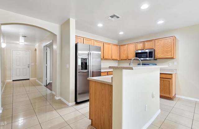 632 S 152ND Lane Gallery 2