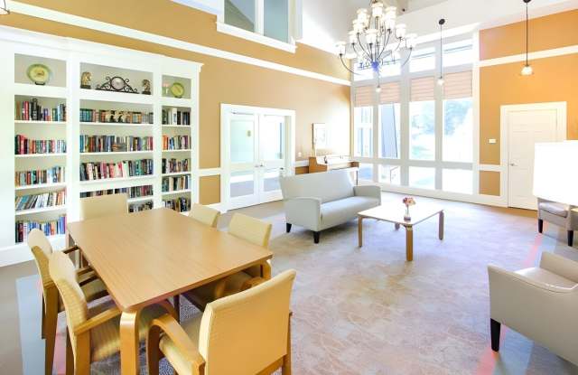 Regency Park Apartments Gallery 3