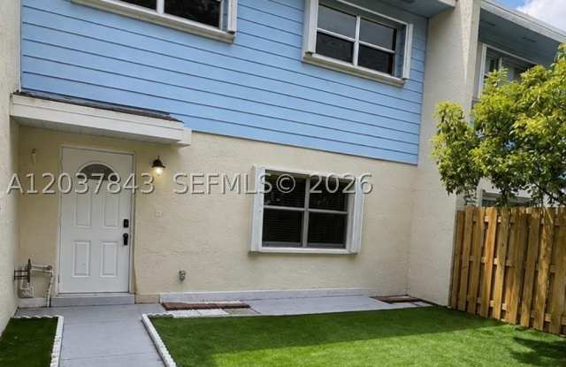 22330 SW 103rd Ct photos photos