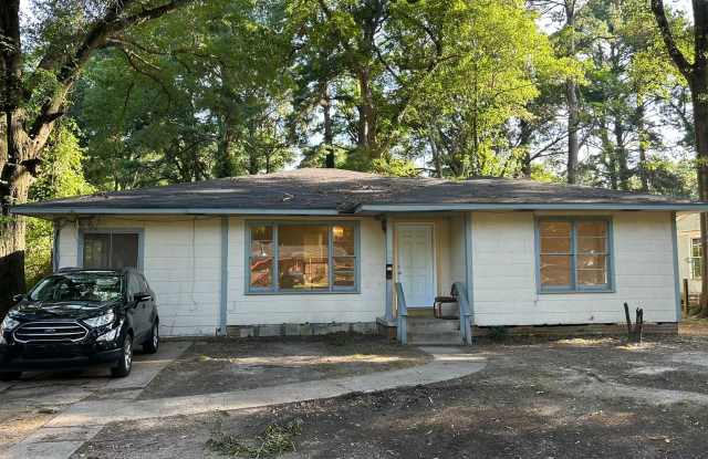 Cute 4 Bedroom Home! photos photos