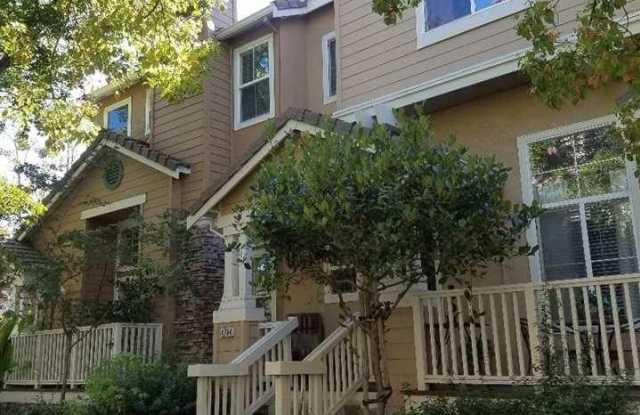 4764 Central Pkwy photos photos