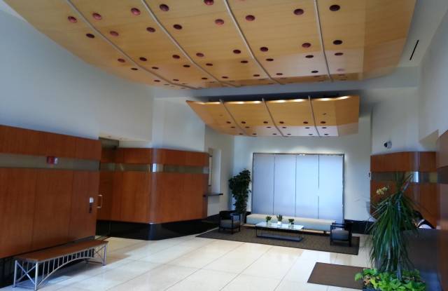 512 North Mcclurg Court Gallery 3