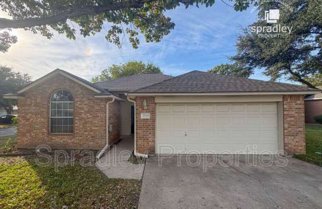 2720 Crestwood Ct Gallery 1
