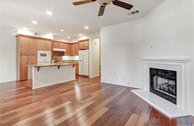 104 Sarabande - 104 Sarabande, Irvine, CA 92620