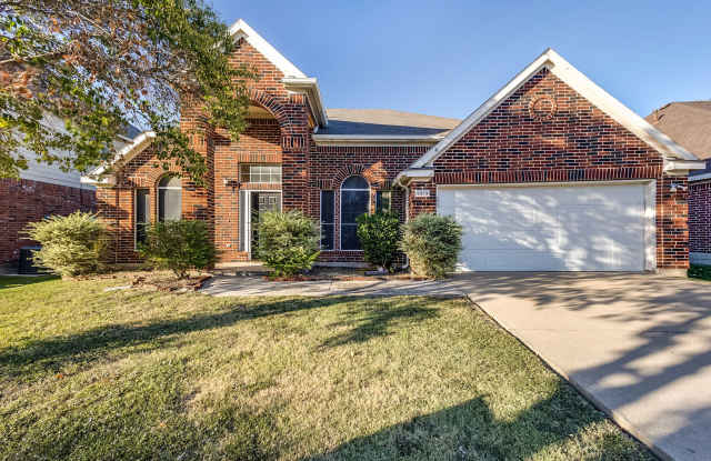 N. Fort Worth Home for Lease - 5513 Lawnsberry Drive, Fort Worth, TX 76137