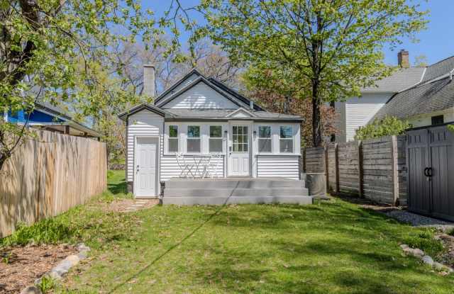 30 Day Minimum Furnished Rental-Downtown TC! photos photos