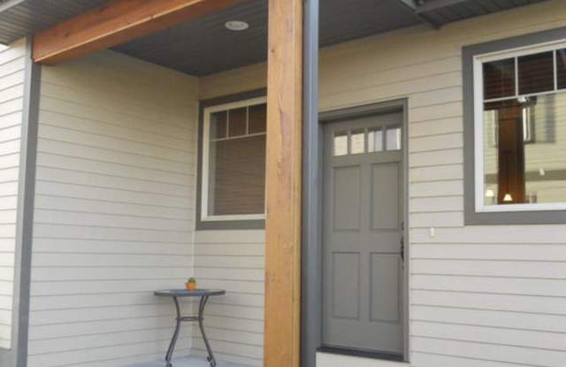 692 Westgate Avenue photos photos