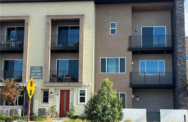 1081 Cadence photos photos