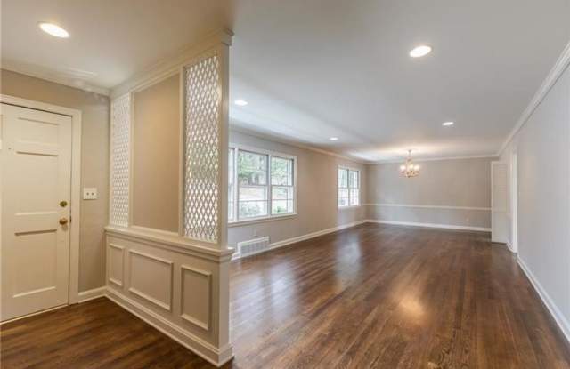 1630 Moores Mill Road NW Gallery 4
