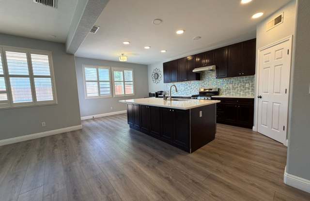 AVAILABLE NOW! LEASE TODAY! 4 Bedroom 3 Bath Elk Grove Home with Bonus Room! photos photos