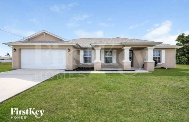 3056 Northwest 3rd Avenue photos photos