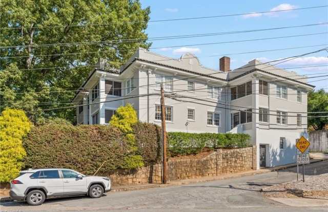 72 West End Boulevard photos photos