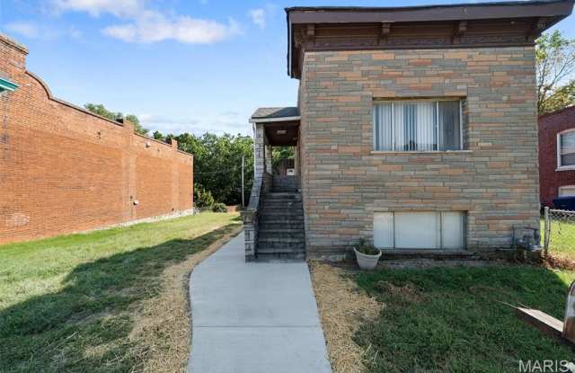 6424 Brockschmidt Place Gallery 1