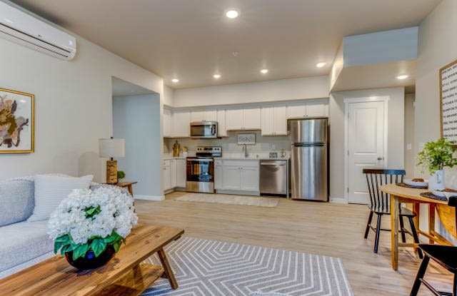 6007 67th Avenue Court West Unit C12 photos photos