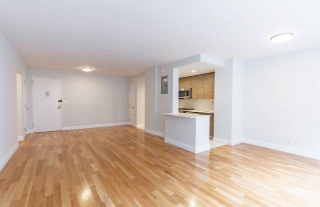 133 E 33rd St photos photos