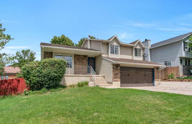 1033 Castle Rock Road photos photos
