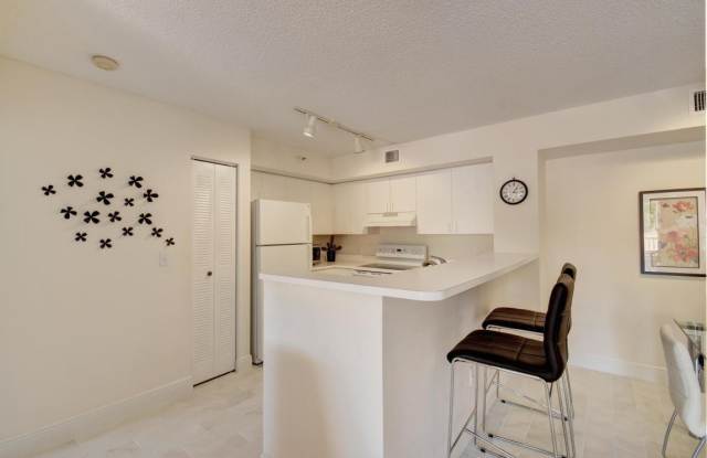 135 Yacht Club Way Gallery 2