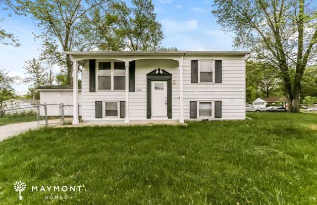 2637 Sherborne Crescent photos photos