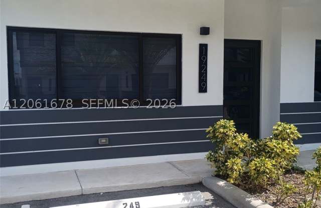 19249 NW 37 Ave Gallery 3