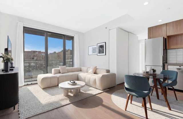 14-33 31ST Avenue Gallery 4