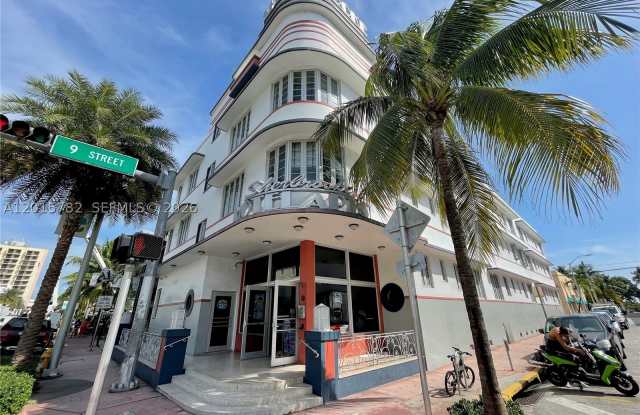 901 Collins Ave photos photos