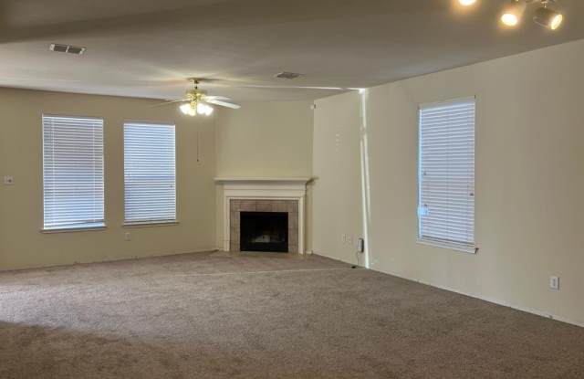 8741 Bloomfield Terrace Gallery 4