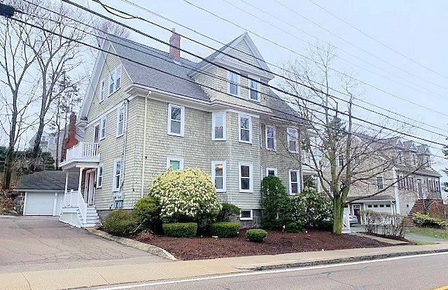 290 Whitwell St 1 - 290 Whitwell St, Quincy, MA 02169
