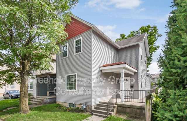 65 E 7th Avenue photos photos
