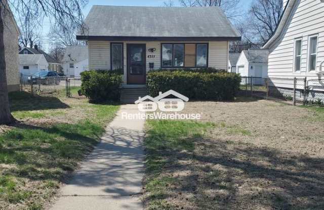 4311 North Humboldt Avenue photos photos