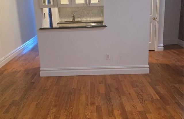 3 Main Street unit: 322 photos photos