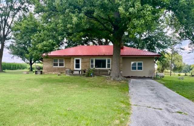 3-Bedroom Country Home on Nearly 5 Acres with Detached Garage photos photos 3-Bedroom Country Home on Nearly 5 Acres with Detached Garage photos photos