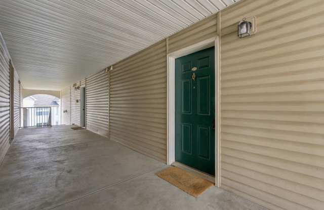 Fully Furnished, Renovated Condo with Foothills Views in Littleton! Gallery 4