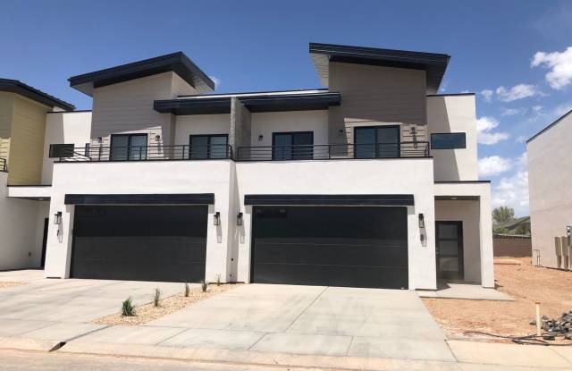 3 Bedroom Bright and Spacious with Balcony - 287 1425 North Street, Cedar City, UT 84721