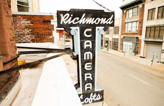 217 E Grace St Gallery 1