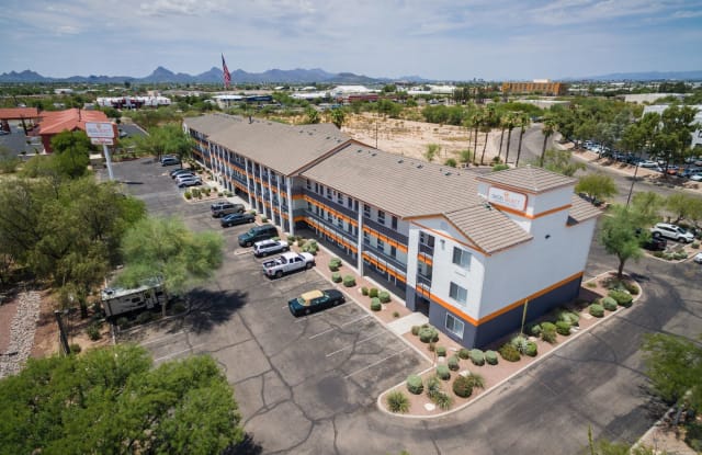 Siegel Select - Tucson - 4800 South Butterfield Drive, Pima County, AZ 85714