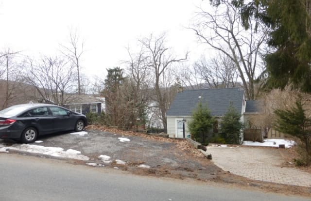 6 GLENSIDE TRL - 6 Glenside Trail, Lake Mohawk, NJ 07871