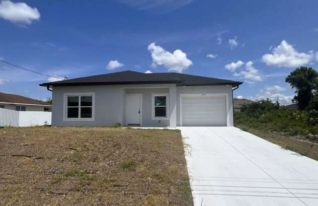 ASK US ABOUT FREE RENT! LOCATION LOCATION LOCATION-BRAND NEW 2 BEDROOM 2 BATHROOM-MOVE IN READY photos photos