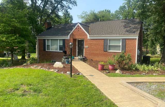 1100 BROADVIEW ROAD photos photos